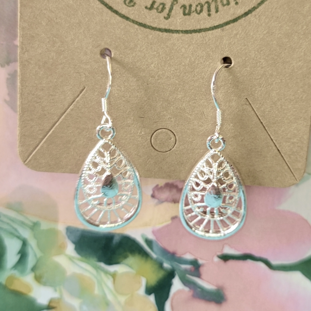 Silver tear drop earrings